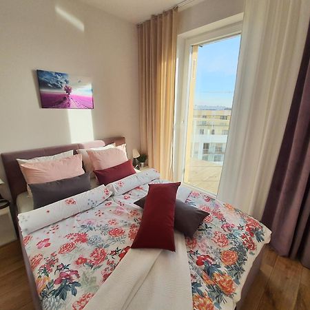 Apartament Krakowska Prestige Apartment Вроцлав Стая снимка