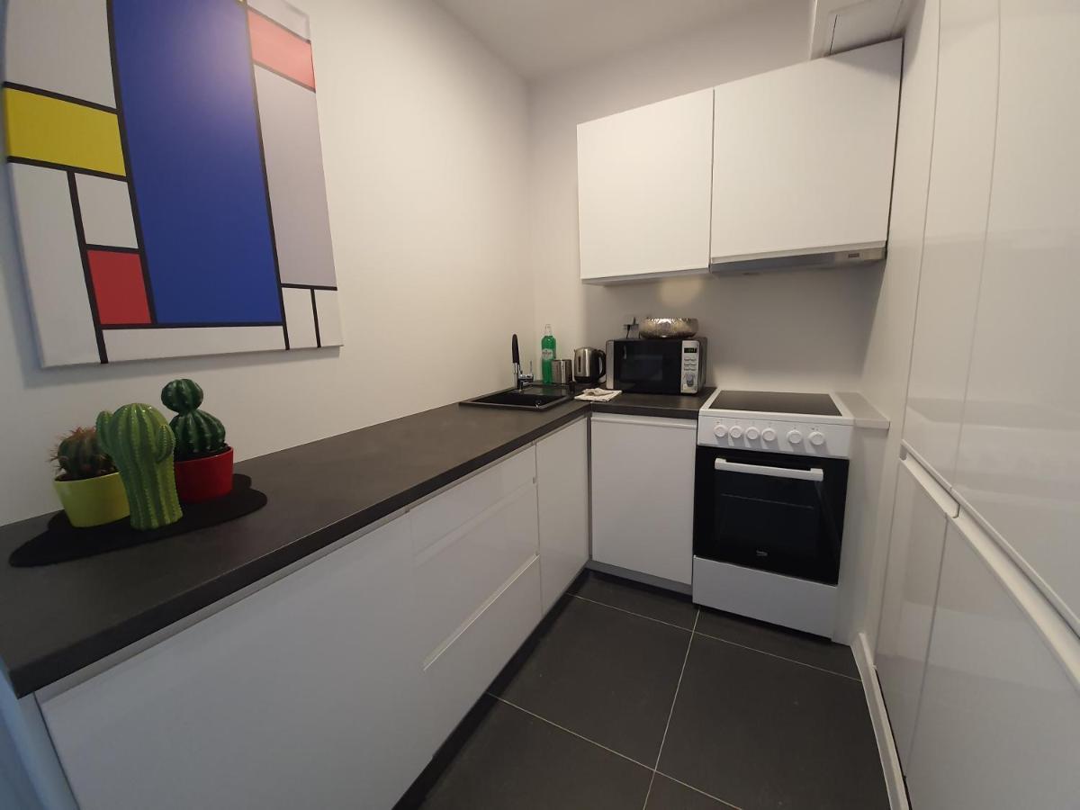 Apartament Krakowska Prestige Apartment Вроцлав Екстериор снимка